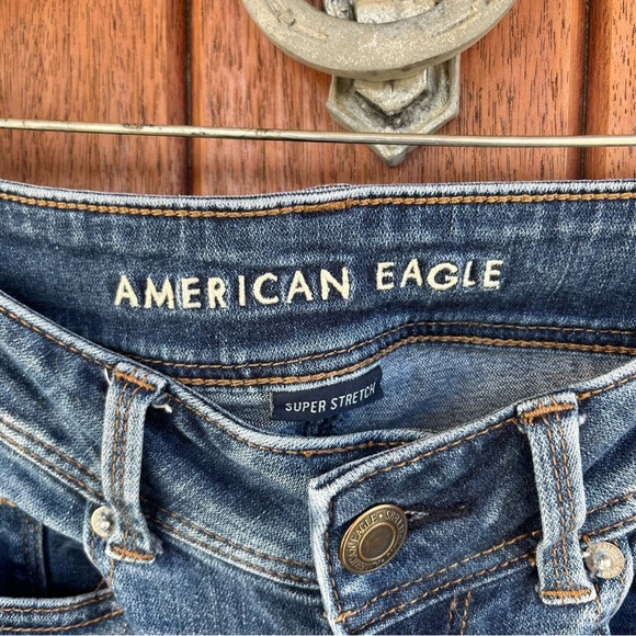 American Eagle Bootcut Jeans - Picture 3 of 9